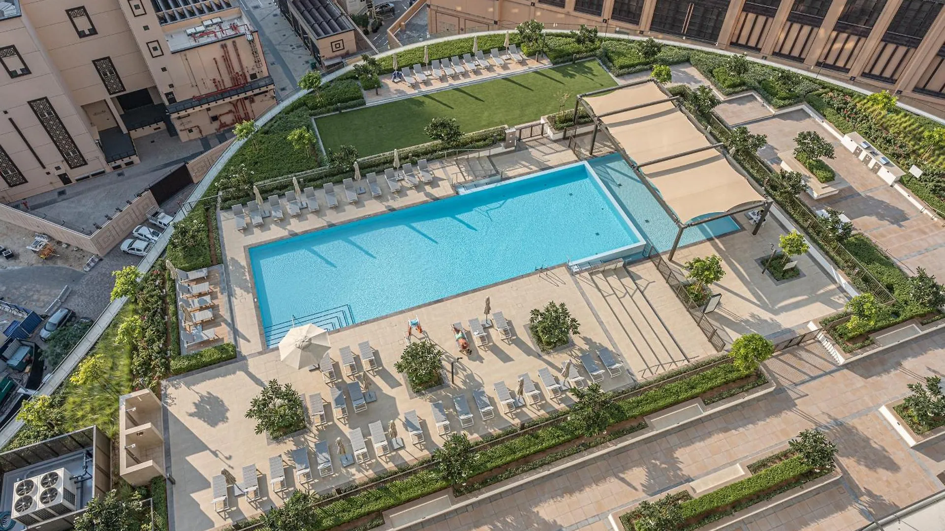 Stayis -Spacious & Luxury 1 Bedroom Room Apartment Dubai